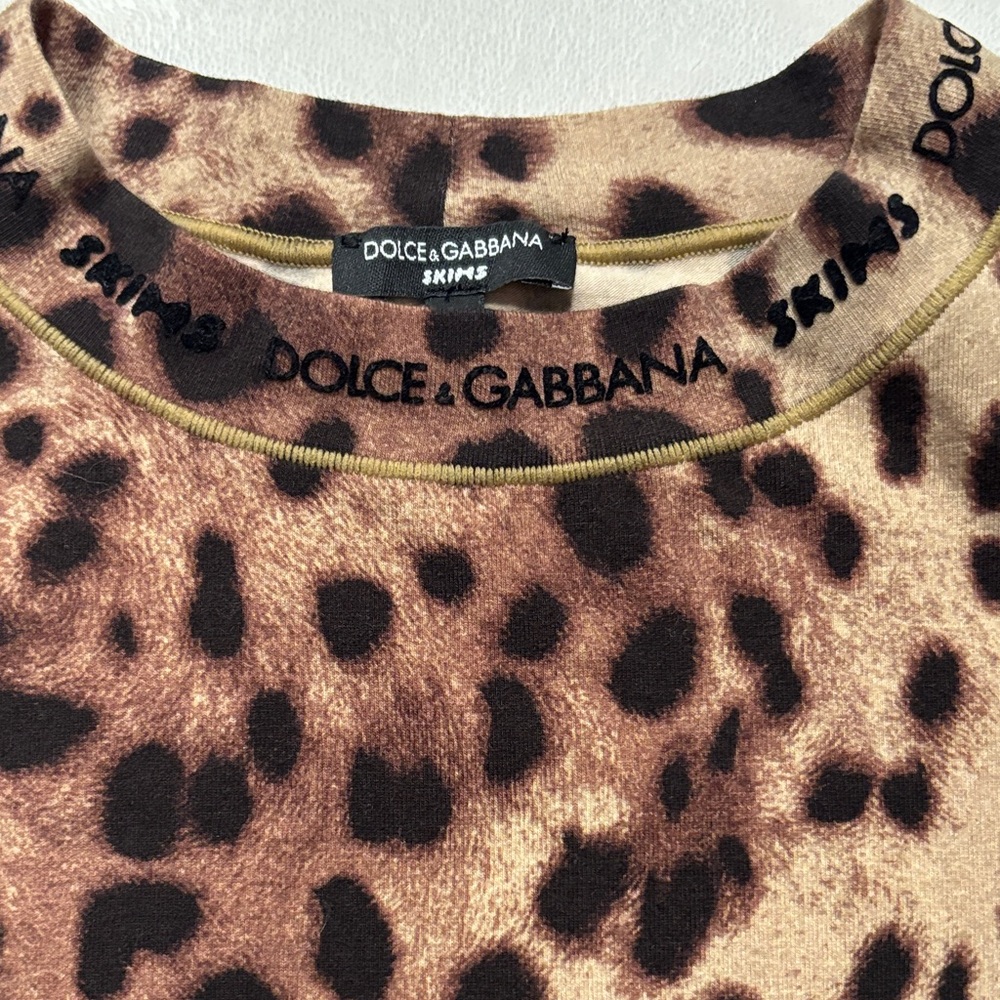 Skims -Dolce & Gabbana Animal Print Long Sleeve Top - Picture 3 of 5